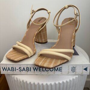 Sam Edelman Kia Block Heel Sandals – Size 7 – Bleached Wheat